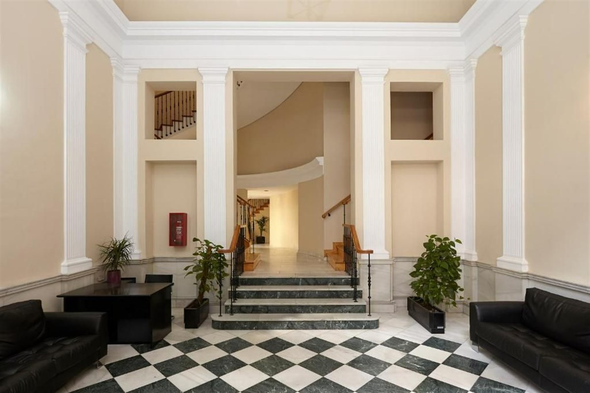 Residencia Universitaria Palacio de Barradas, Madrid