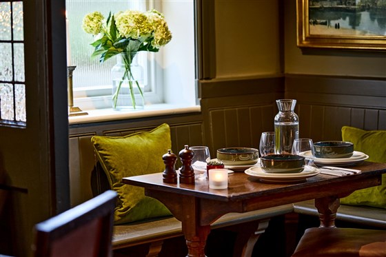 The Black Horse Bar