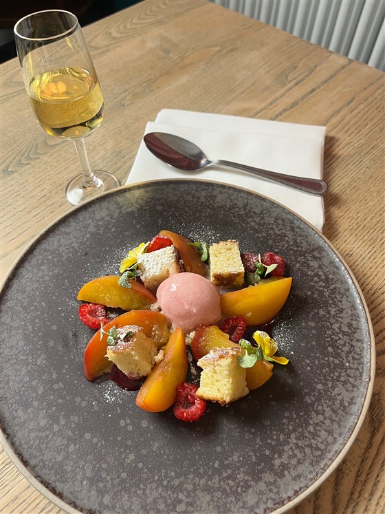 Peach melba