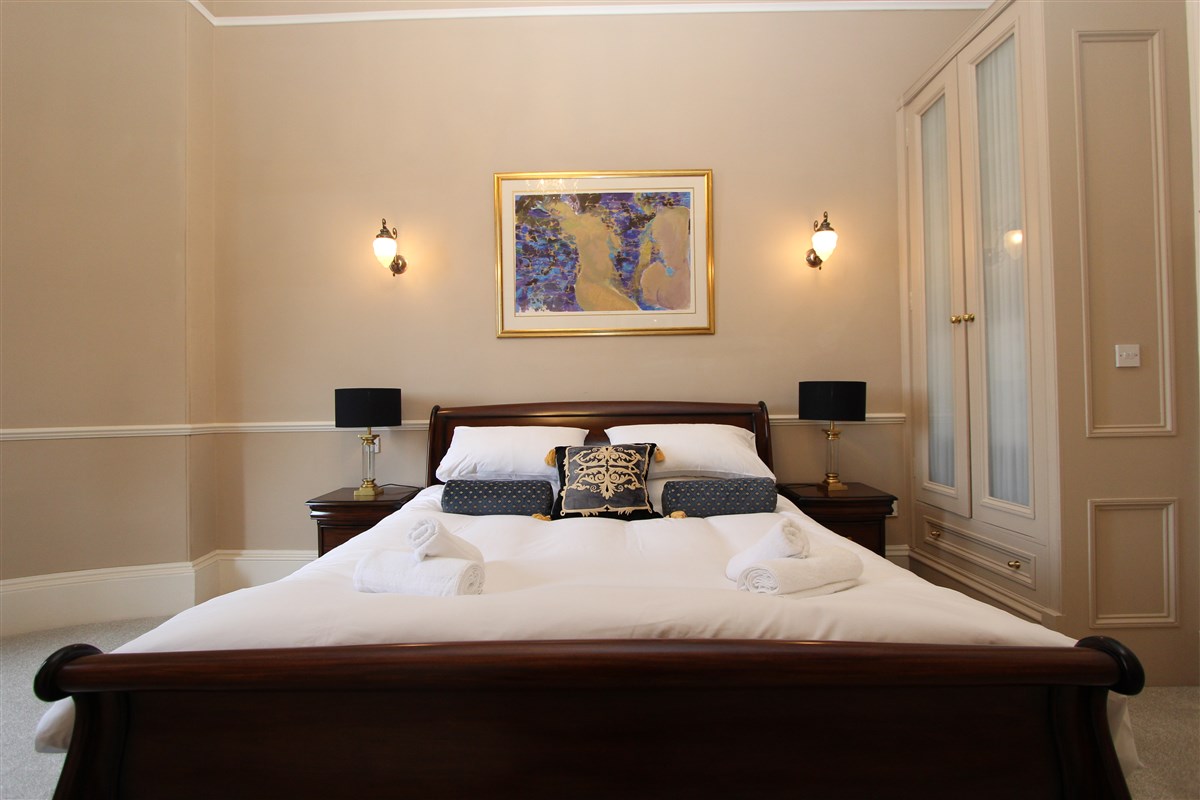 Super comfortable Super King Bed