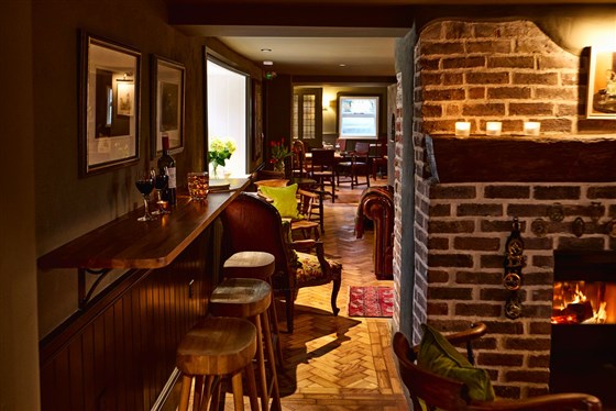 The Black Horse Bar