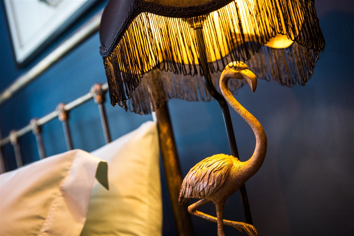 Main bedroom - my favourite flamingo light !