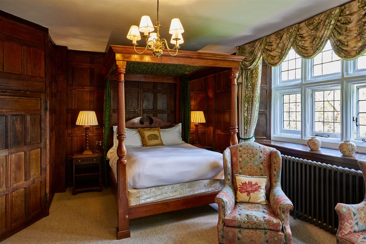 Feature Room at Ockenden Manor