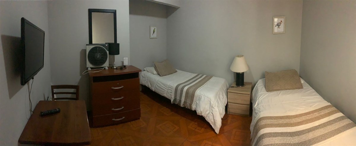Double room 2 single beds