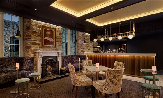 Gin bar and lounge