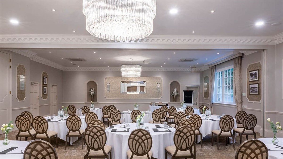 Wood Hall Hotel & Spa