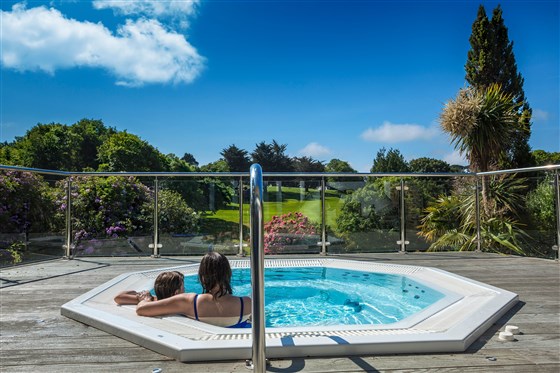 Outdoor Hot Tub