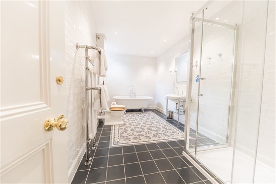 En suite bathroom