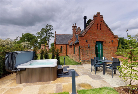 South Lodge