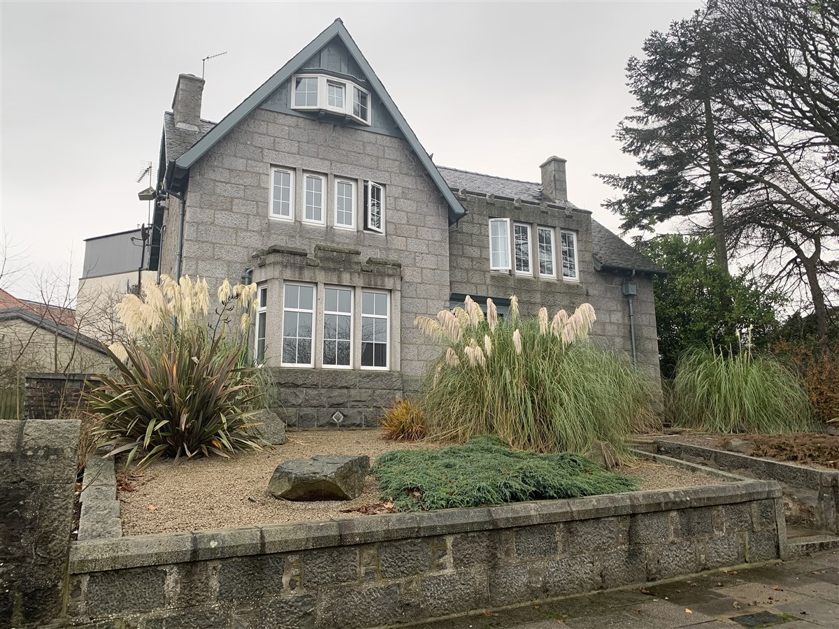 Aberdeen serviced apartments