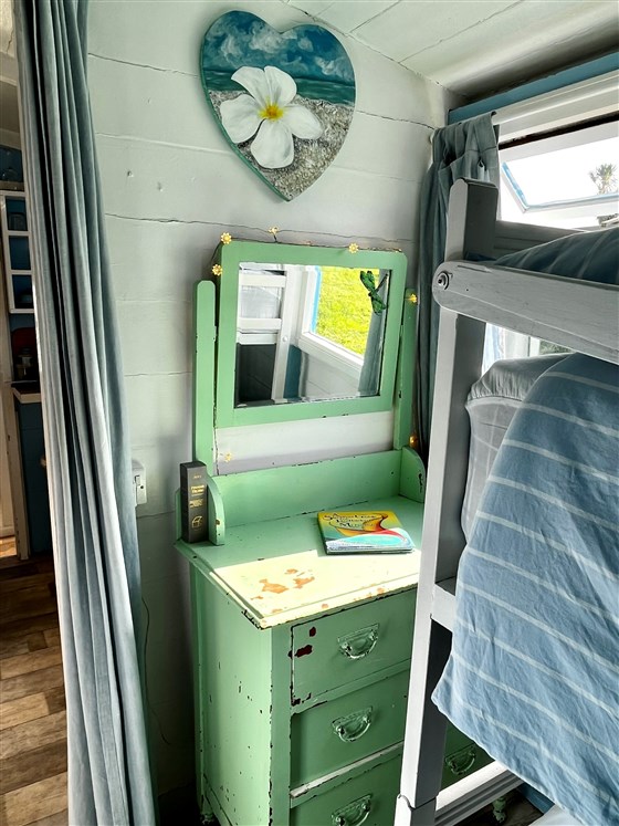 The bunk bedroom Beach Chalet Cornwall 