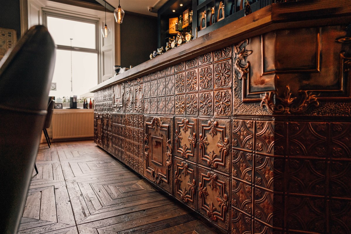 Highland Park Bar