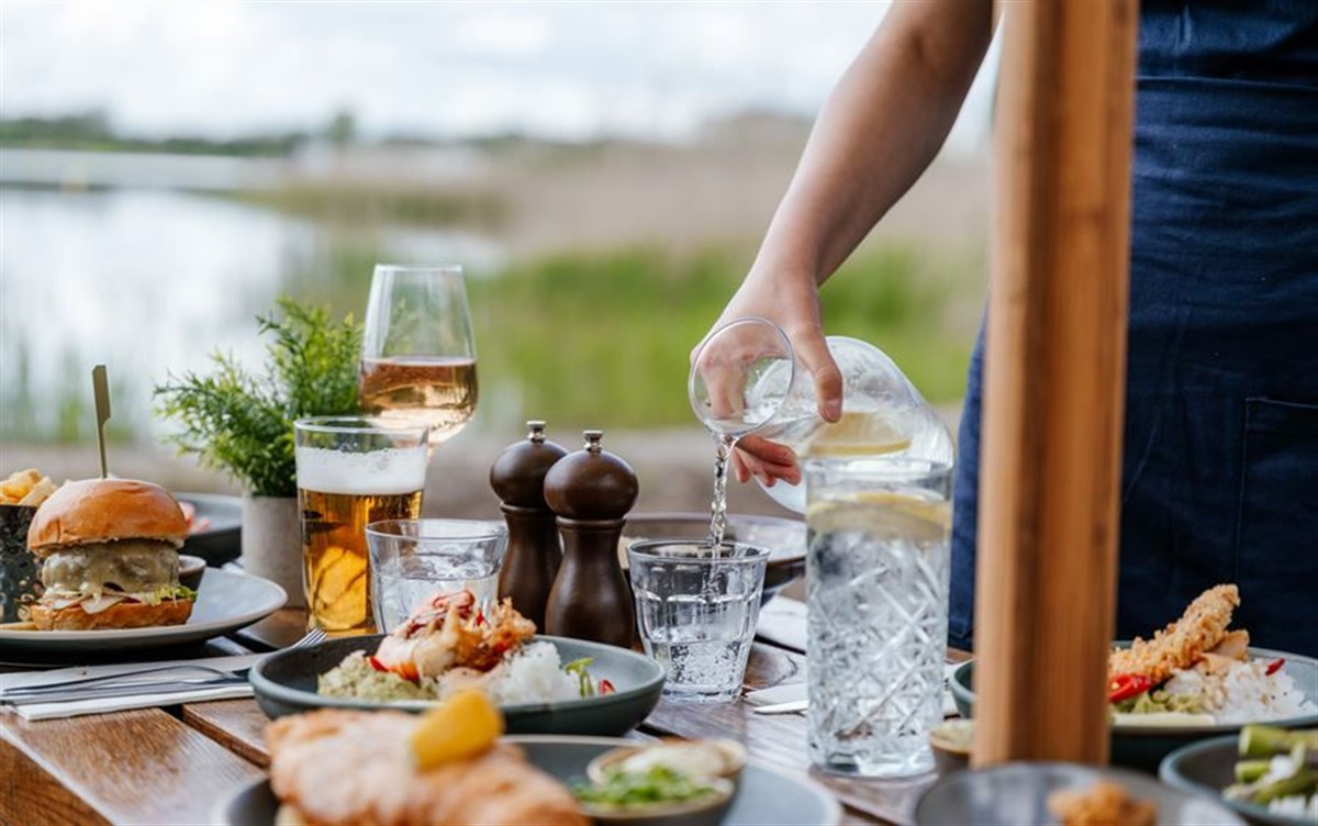 The Lakes by Yoo Bar & Kitchen, Lechdale, Cotswolds