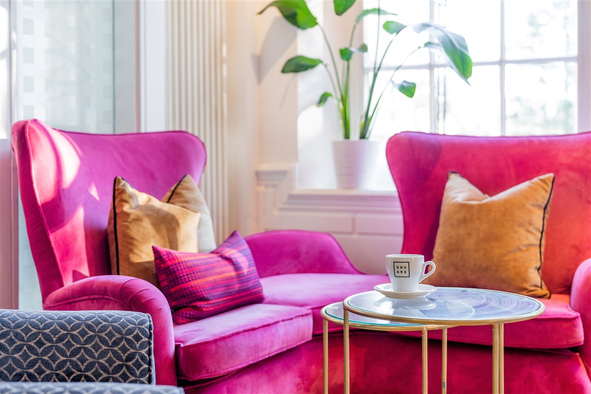 Hotel Lounge