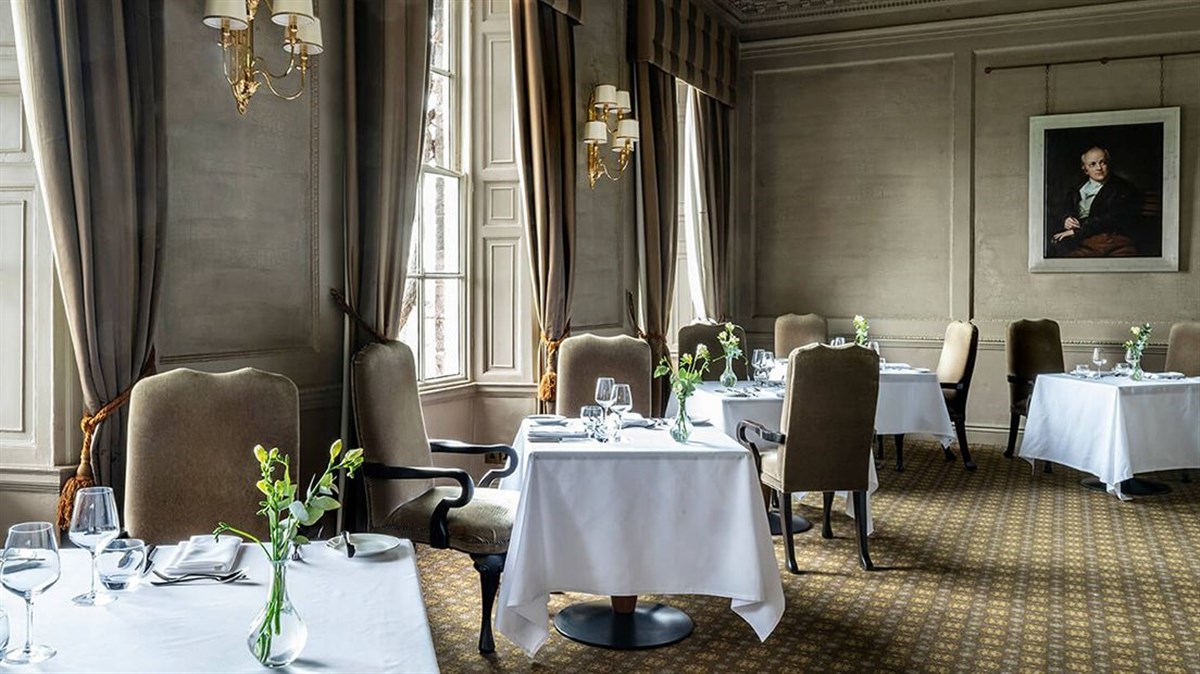 Wood Hall Hotel & Spa