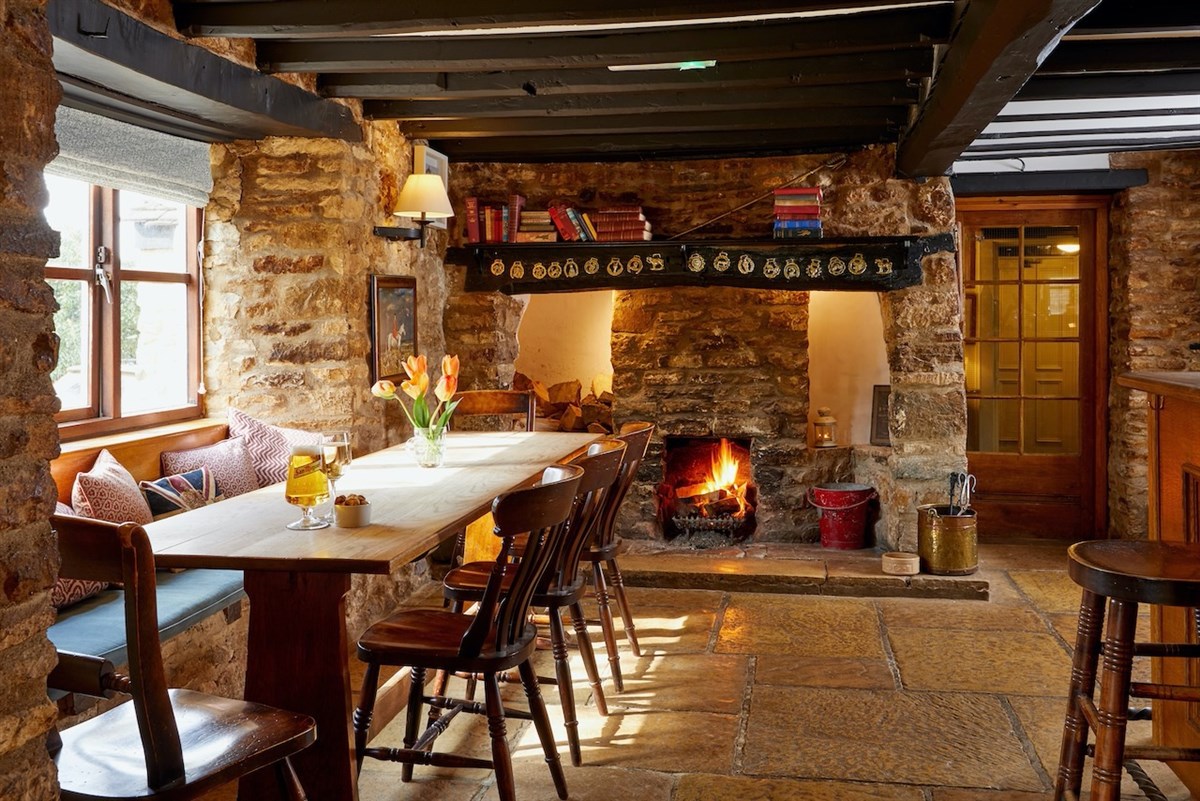 The Crown bar