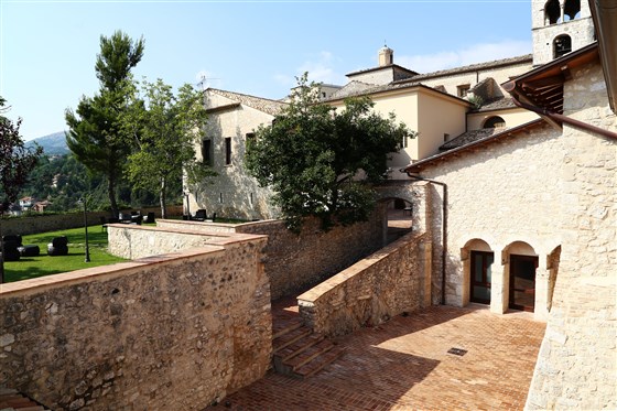 Totale Monastero