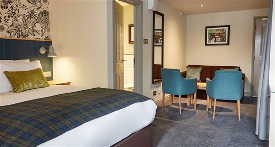 The Feathers Inn
