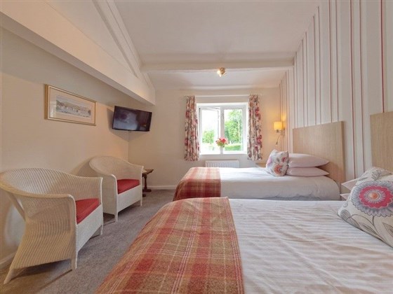 The Wateredge Inn