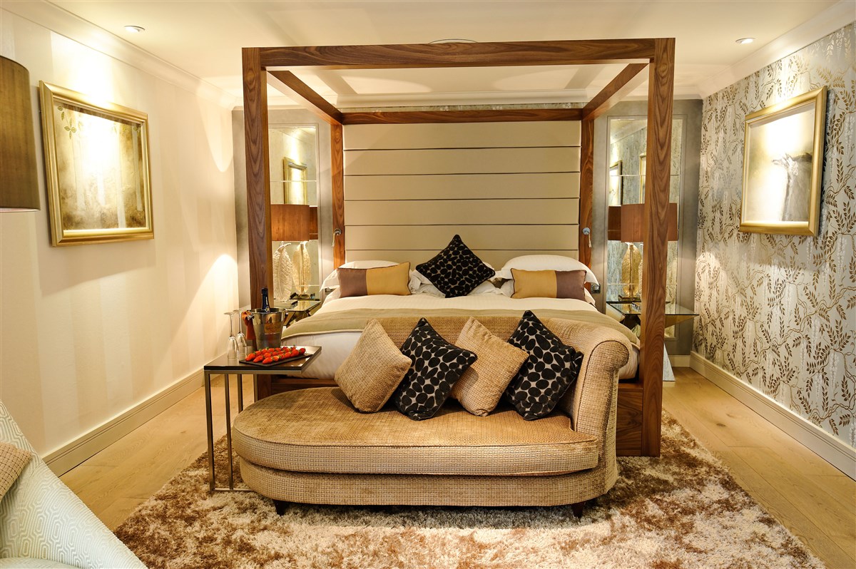 Superior bedroom
