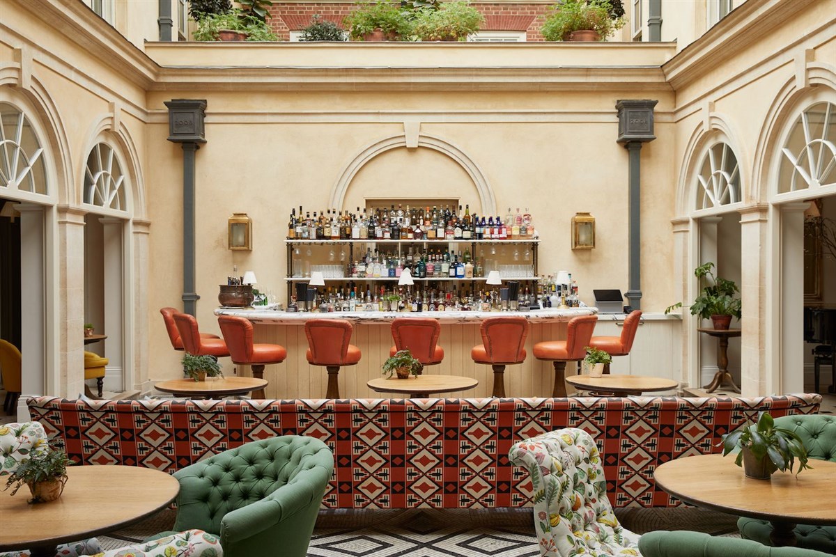 Lime Wood bar