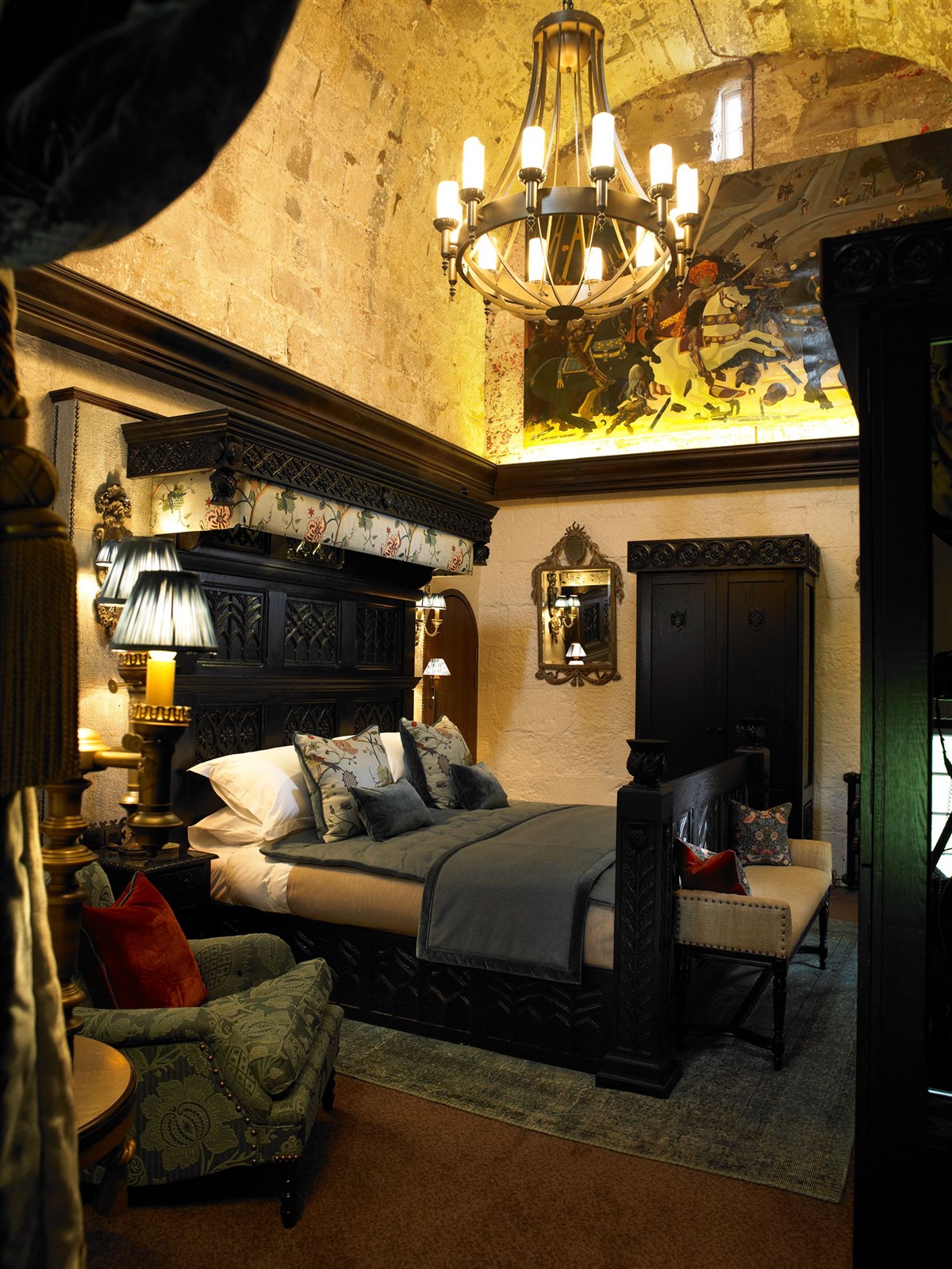 Lord Borthwick Bedchamber