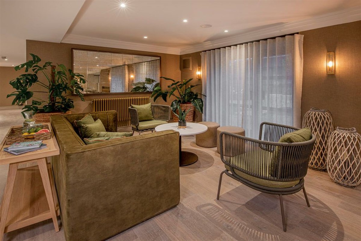 H Spa Lounge