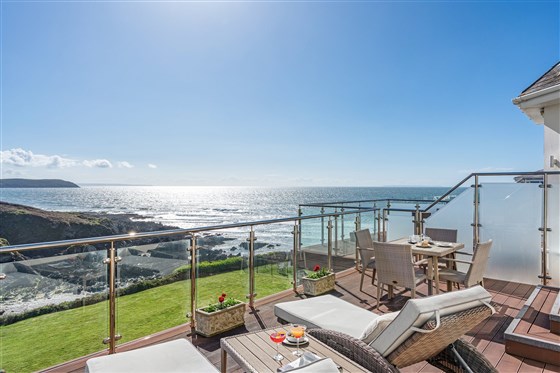 Deluxe Terrace Room