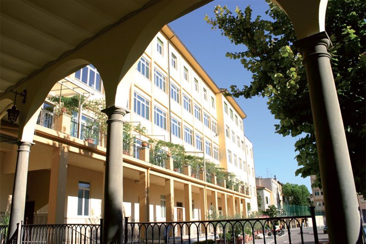 École