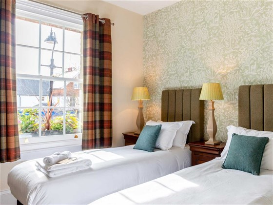 The Richard Onslow,  113 - 117 High St, Cranleigh Village, Surrey, GU6 8AU