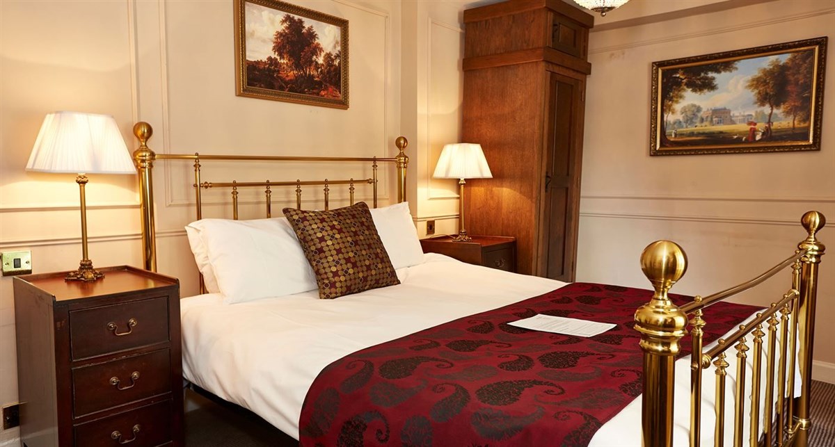 Cross Hands Hotel