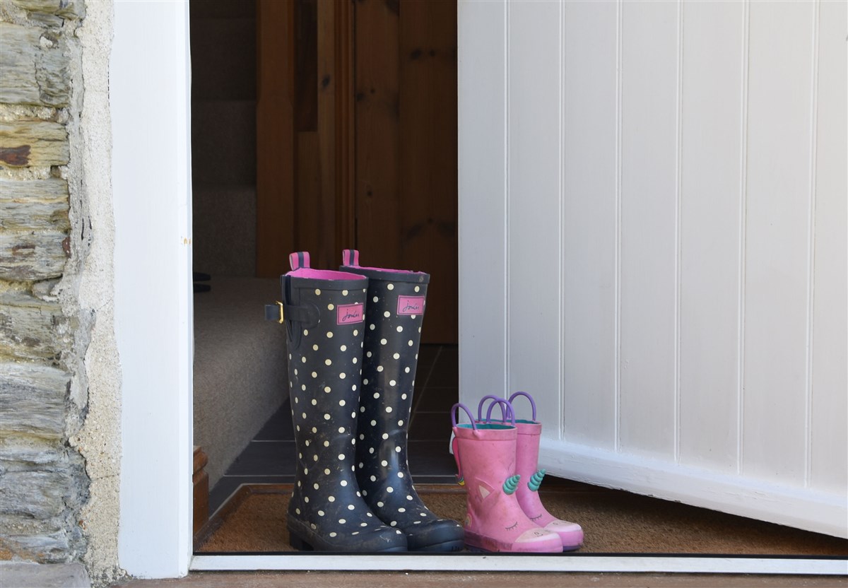 Prenez ces bottes en caoutchouc et partez explorer !