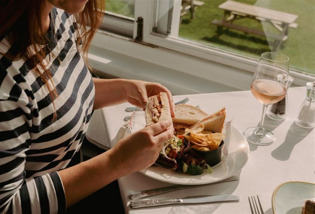 Lunch at Castle view