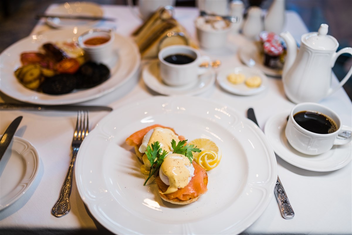 Eggs Royale