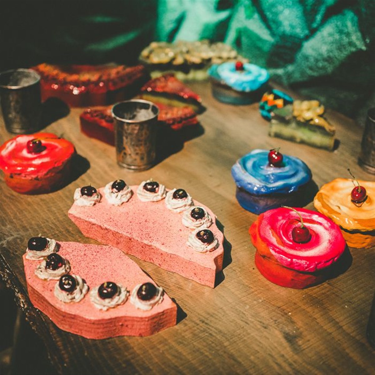Yummy Cake - Return To Neverland