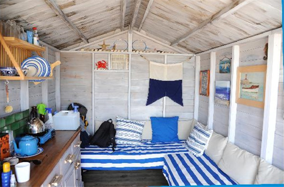 Beach Hut interior 