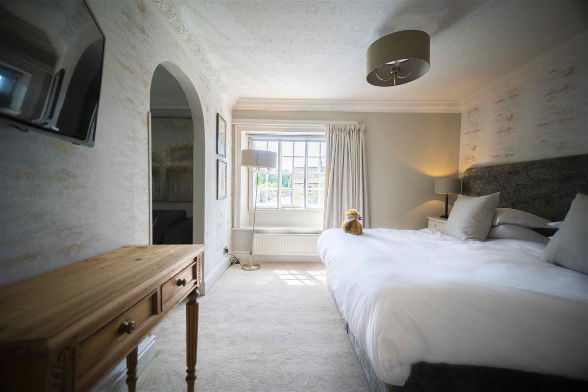 Main House Suite