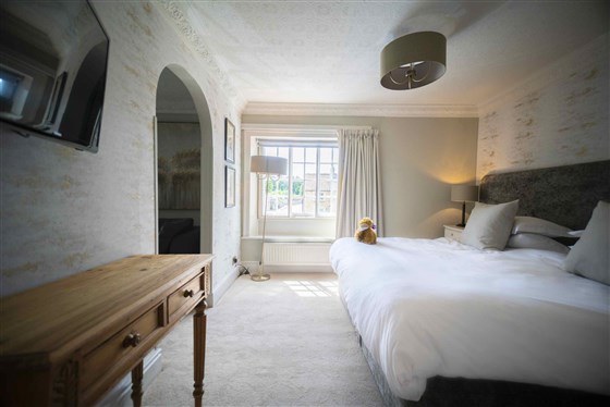 Main House Suite