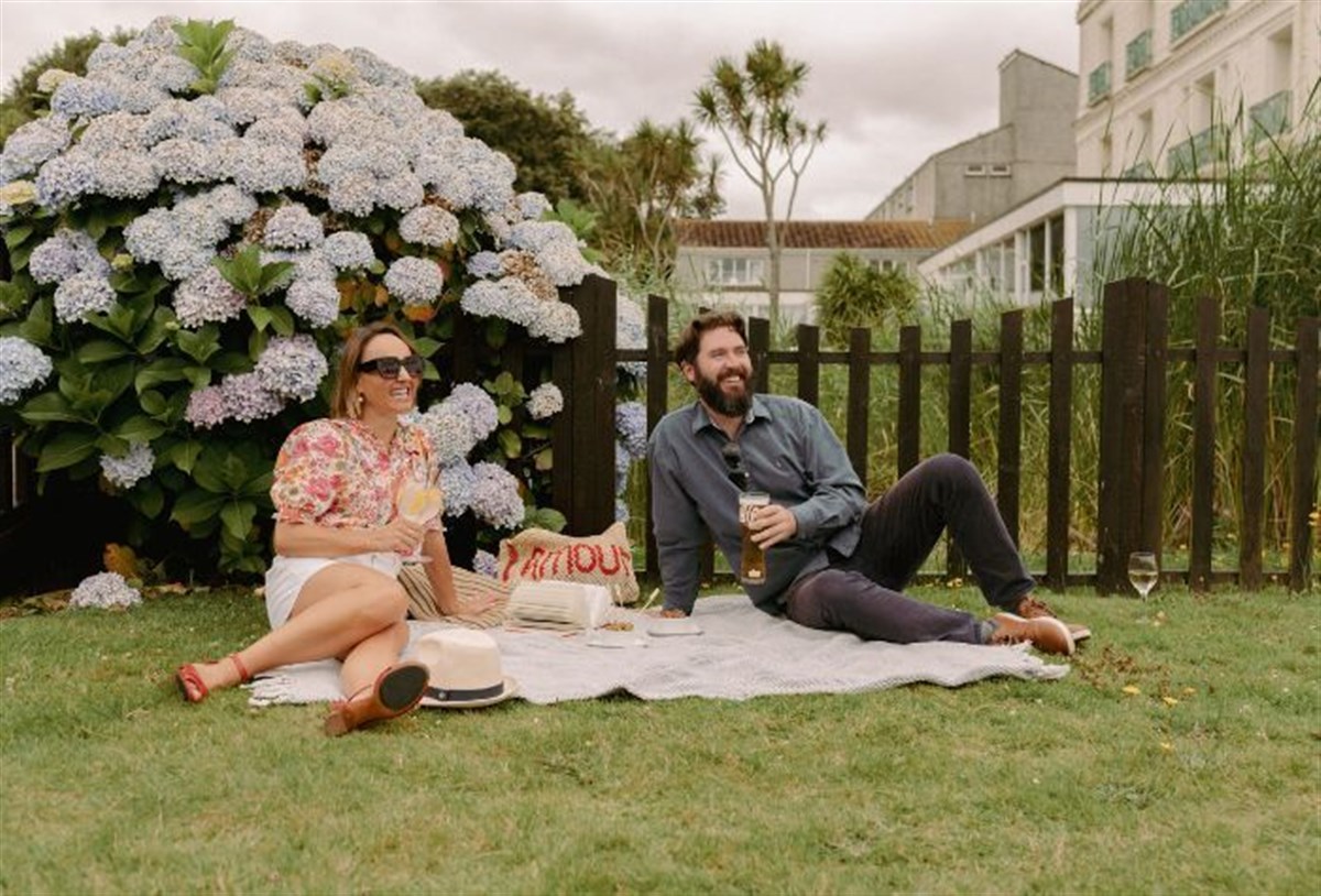 Picnic on the lawn