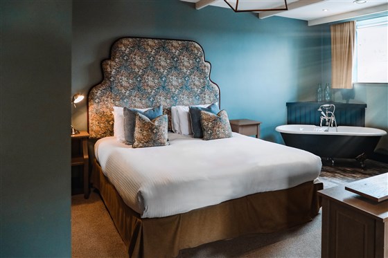 The Floral Suite