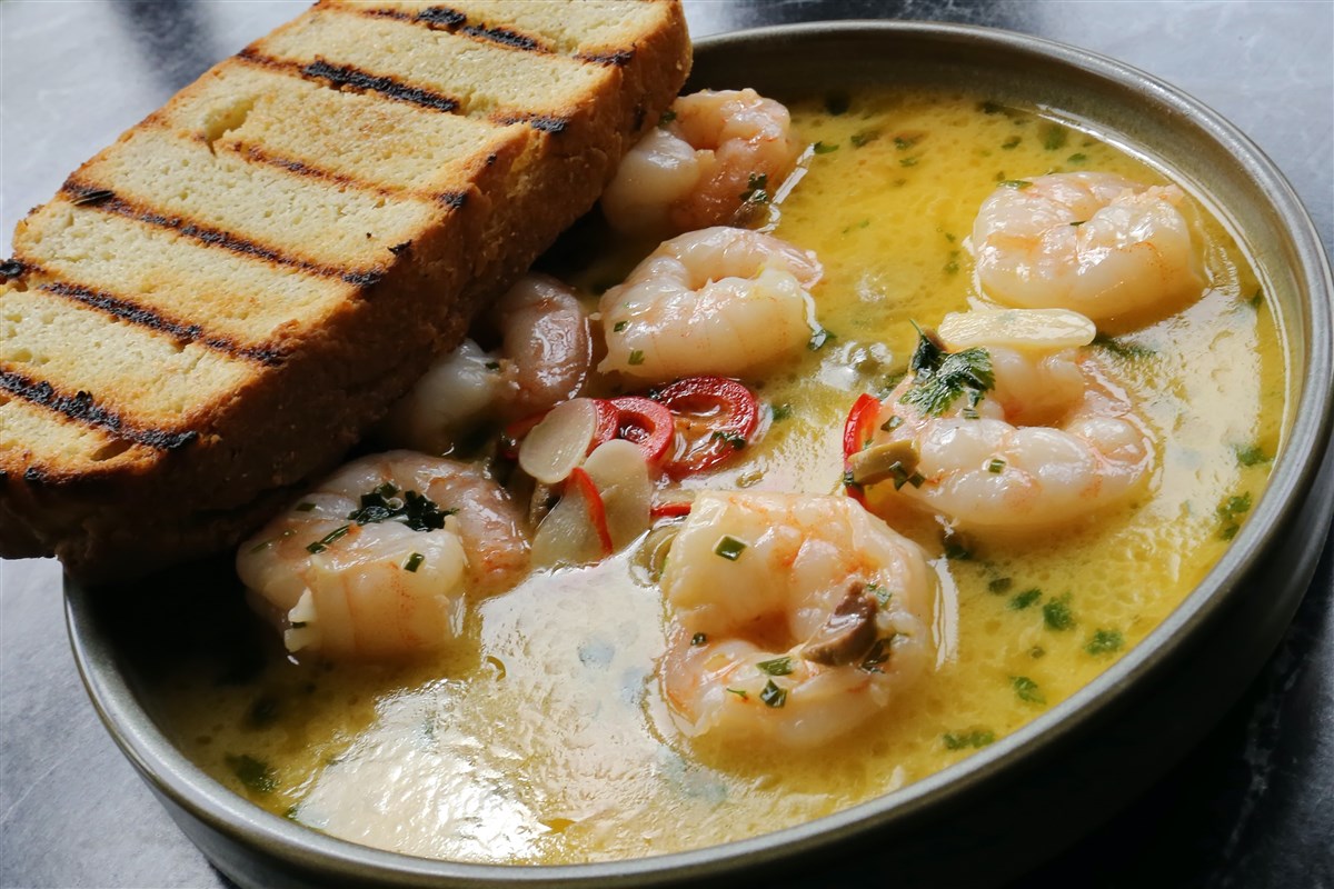 Prawns with Garlic Chilli Butter and Toasted Brioche