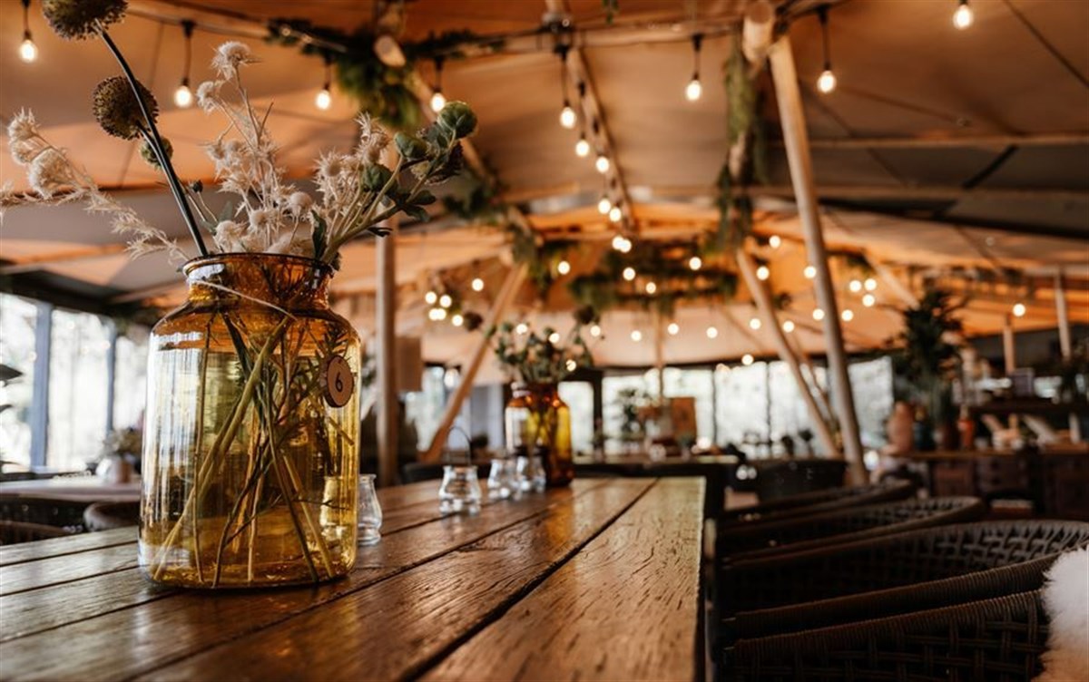 The Lakes by Yoo Bar & Kitchen, Lechdale, Cotswolds