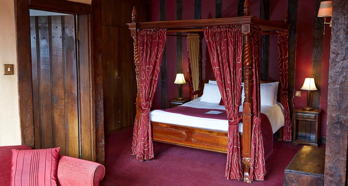 Bull Hotel