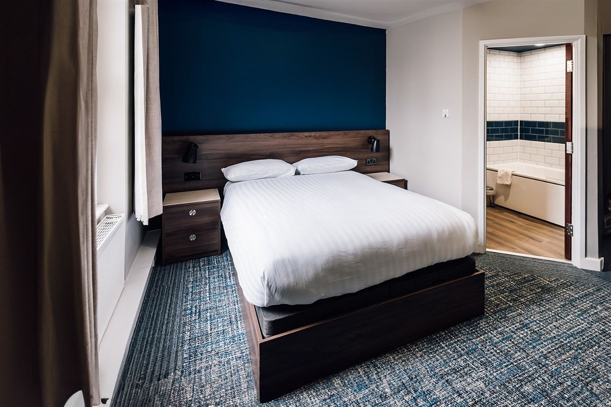 Camera matrimoniale superior