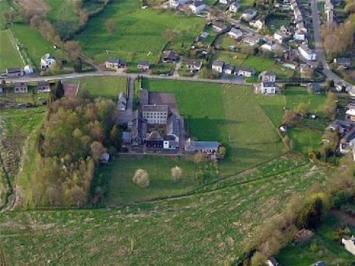 Centre le Bua