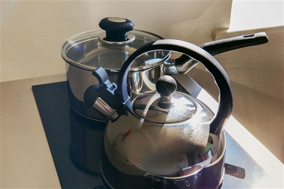 Hob and kettle