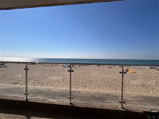 VIEW TO THE BEACH