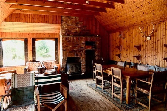 Upper Hut, Interior