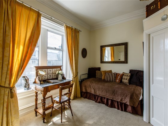 Superior Double room with day bed or can be used as a Triple