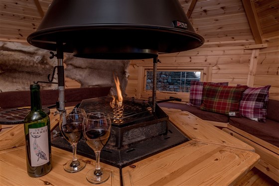 The BBQ Hut that you can enjoy a BBQ whatever the weather!